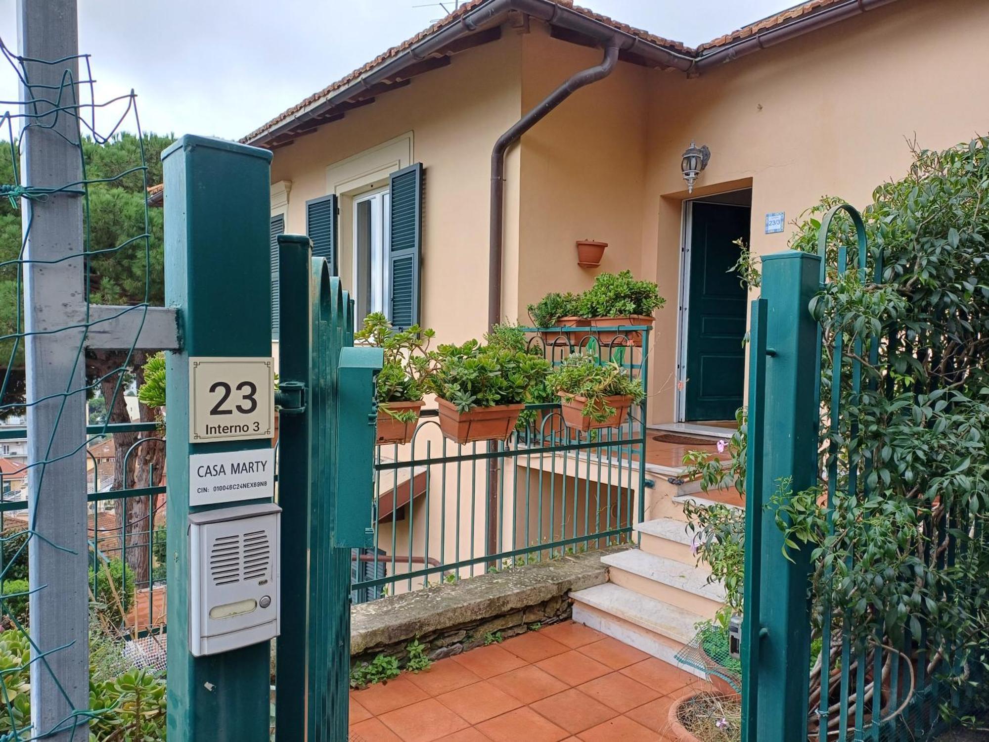Vila Casa Marty Rapallo Exteriér fotografie